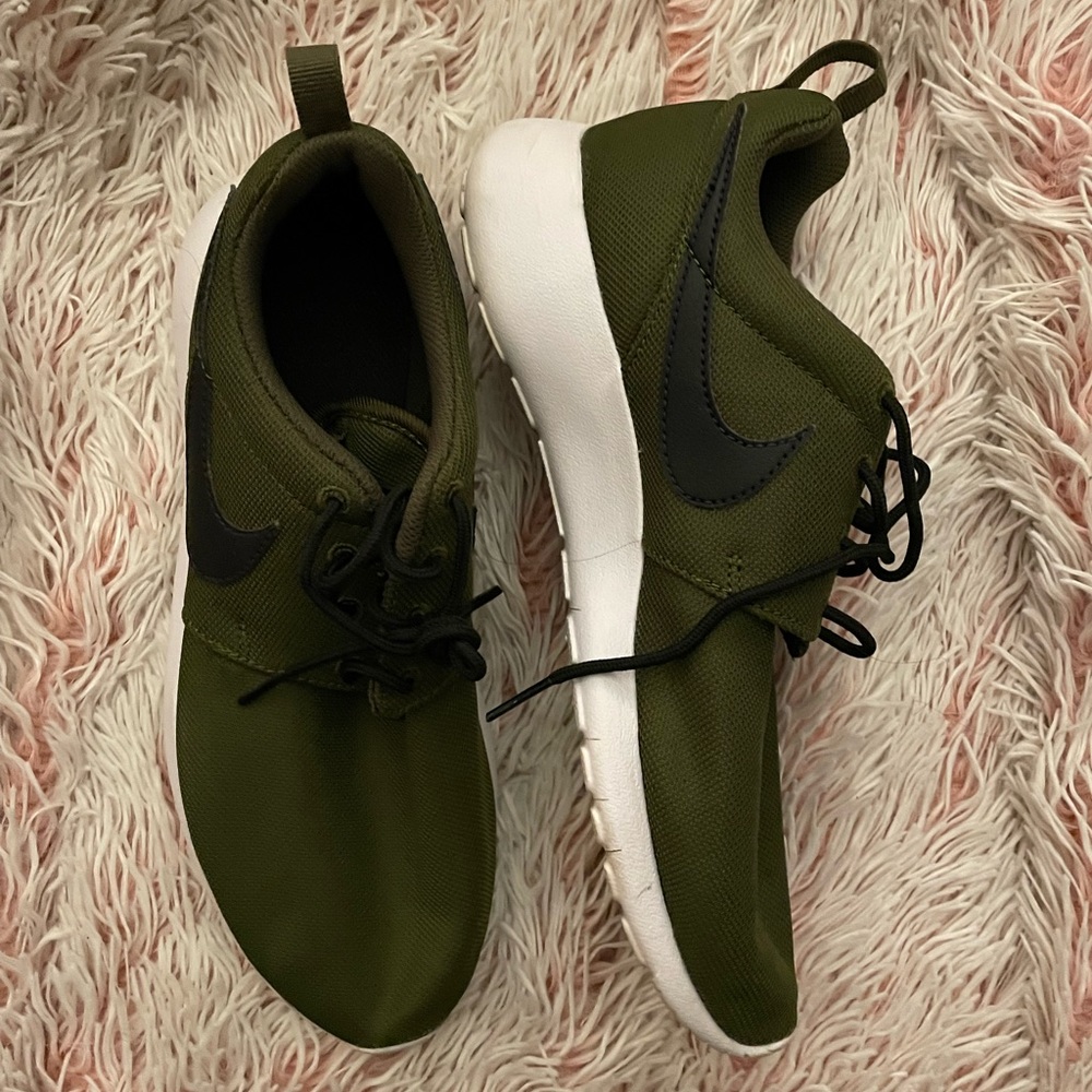 Nike Roshe Runs